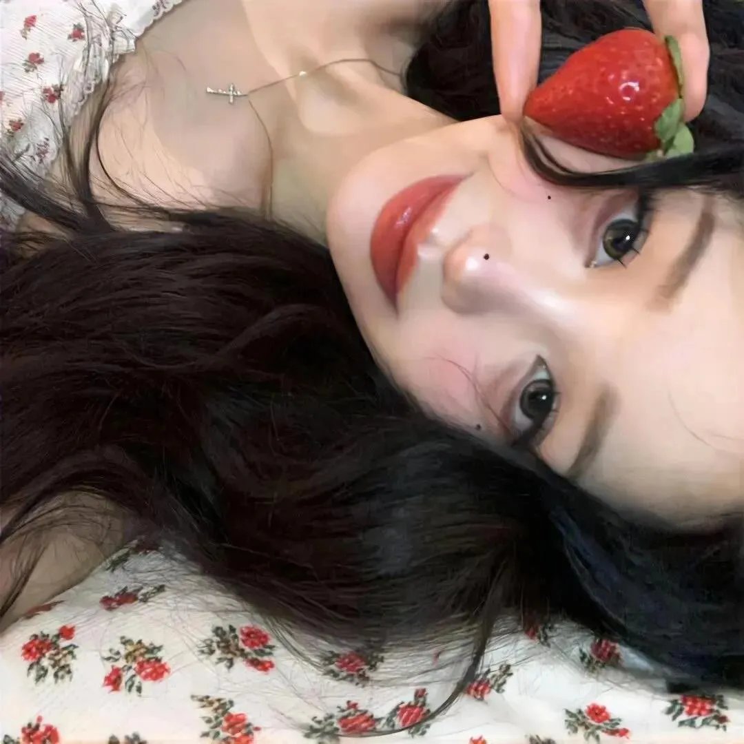 恐怖热线之大头怪婴